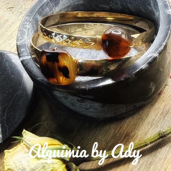BALTIC AMBER AND TORTOISE GOLD CHUNKY BANGLE BRACELET STACK - Picture 2 of 6